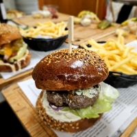burger niva.jpg